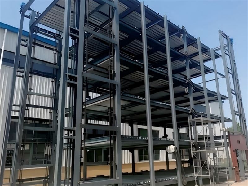 פתרון חניה אוטומטי רב-שכבתי